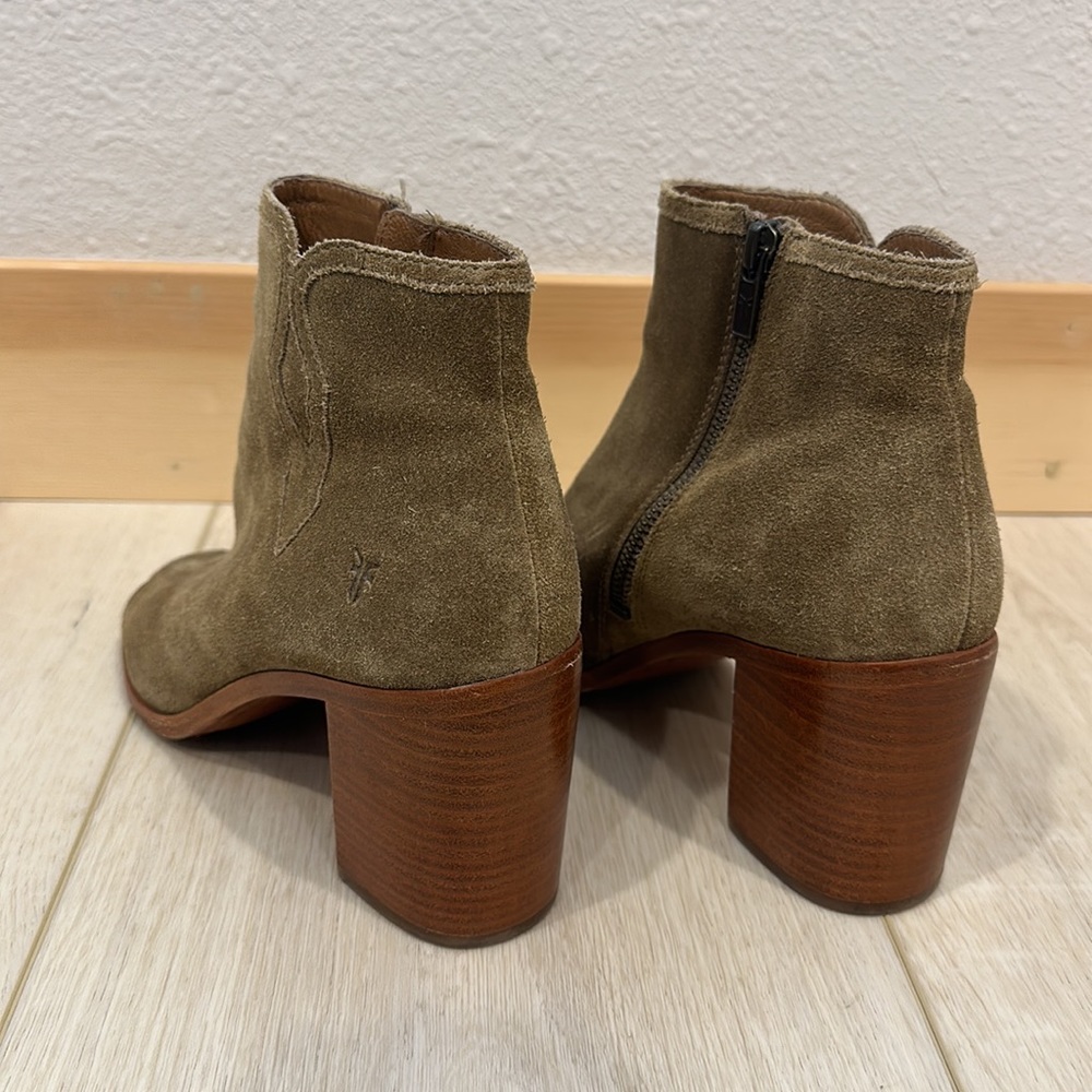 Frye Boot, Open Toe - Picture 3 of 3